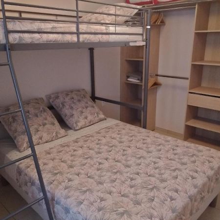Appartement Meuble Proche De Cassis โรกฟอร์ต-ลา-เบดูล ภายนอก รูปภาพ